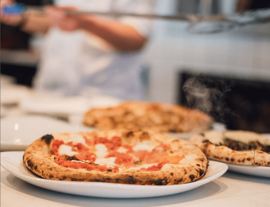 In the lovely neighborhood of River Heigths you'll find this hidden pizza gem