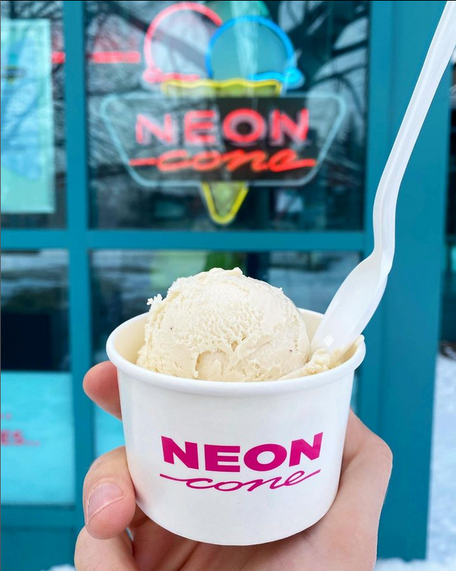 Within the Forks Market you'll finde one of the best Ice Cream shops in Winnipeg - Neon Cone