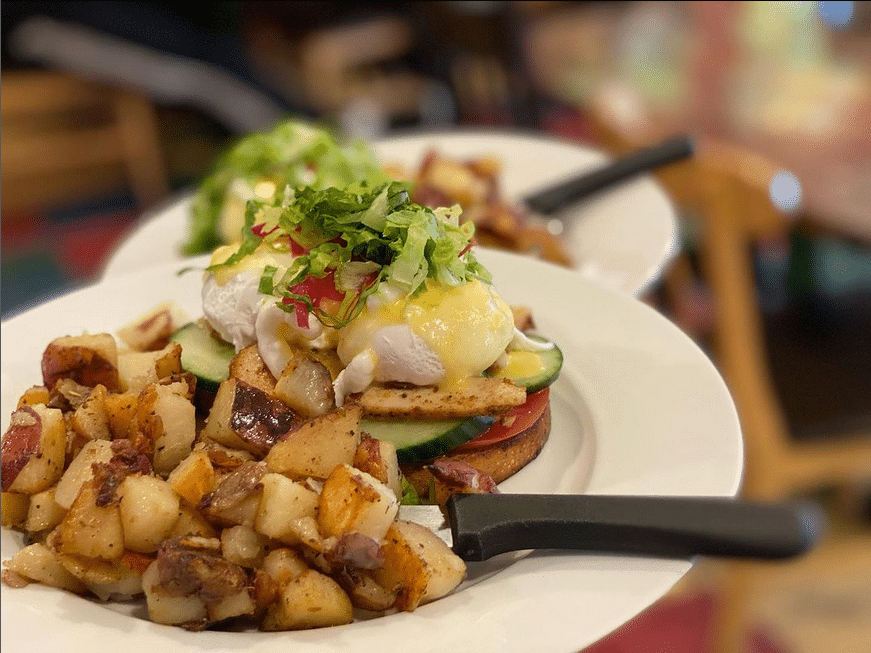 French Way Cafe - A great breakfast spot in Winnipeg's Little Italy area